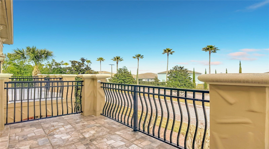 DAVENPORT, Florida 33897, 4 Bedrooms Bedrooms, ,3 BathroomsBathrooms,Residential,For Sale,BELLA VISTA,0,MFRS5144491