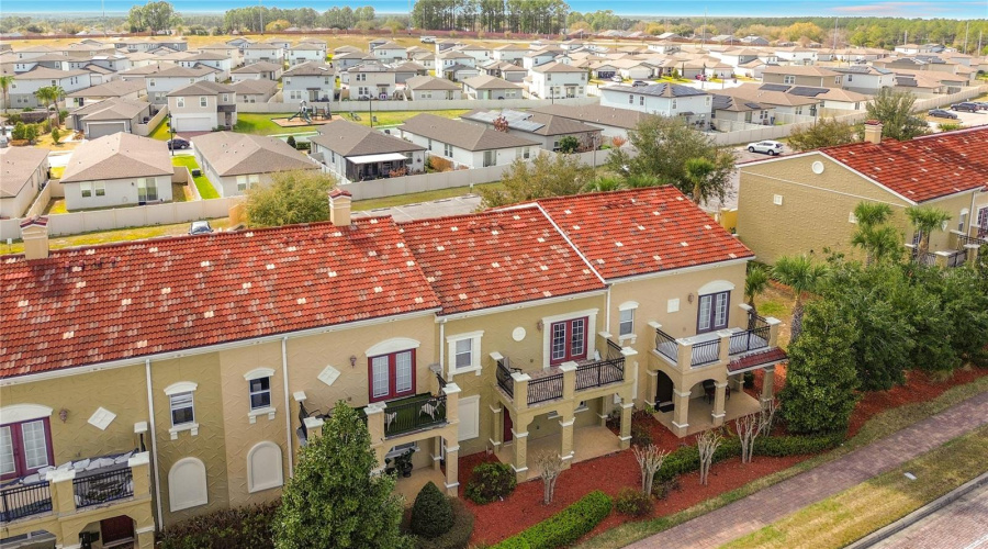 DAVENPORT, Florida 33897, 4 Bedrooms Bedrooms, ,3 BathroomsBathrooms,Residential,For Sale,BELLA VISTA,0,MFRS5144491