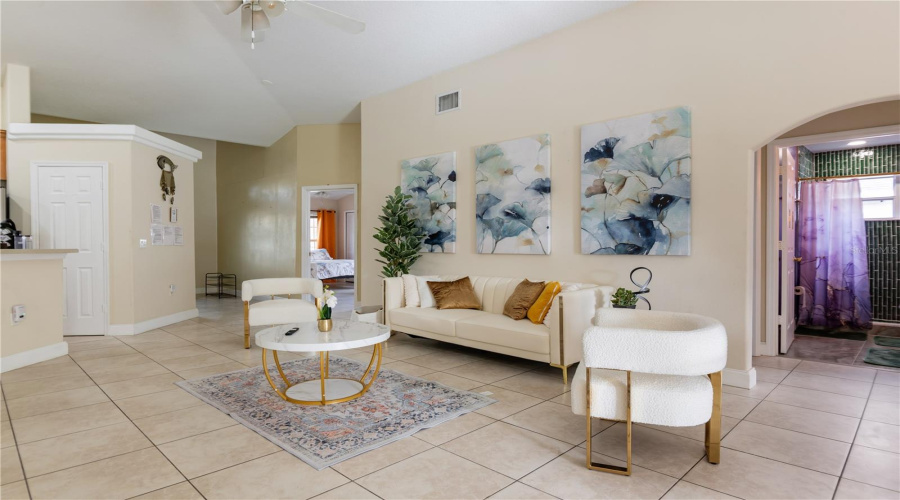 DAVENPORT, Florida 33897, 5 Bedrooms Bedrooms, ,3 BathroomsBathrooms,Residential,For Sale,JERICA,0,MFRO6387966