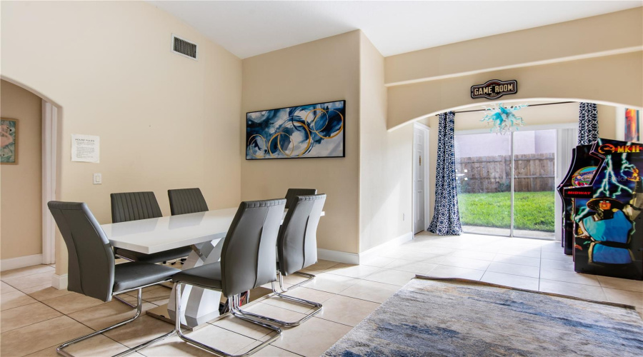 DAVENPORT, Florida 33897, 5 Bedrooms Bedrooms, ,3 BathroomsBathrooms,Residential,For Sale,JERICA,0,MFRO6387966