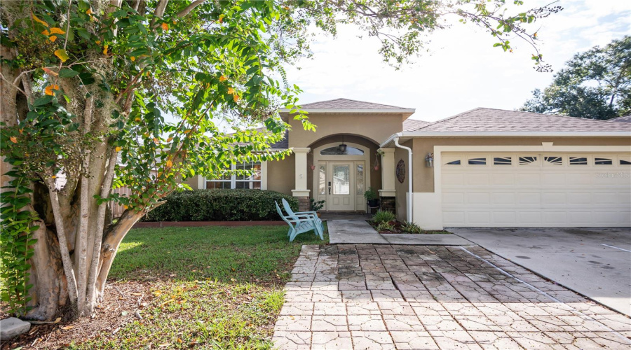 DAVENPORT, Florida 33897, 5 Bedrooms Bedrooms, ,3 BathroomsBathrooms,Residential,For Sale,JERICA,0,MFRO6387966