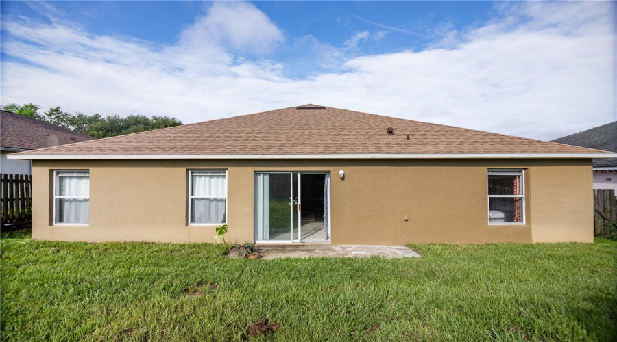 DAVENPORT, Florida 33897, 5 Bedrooms Bedrooms, ,3 BathroomsBathrooms,Residential,For Sale,JERICA,0,MFRO6387966