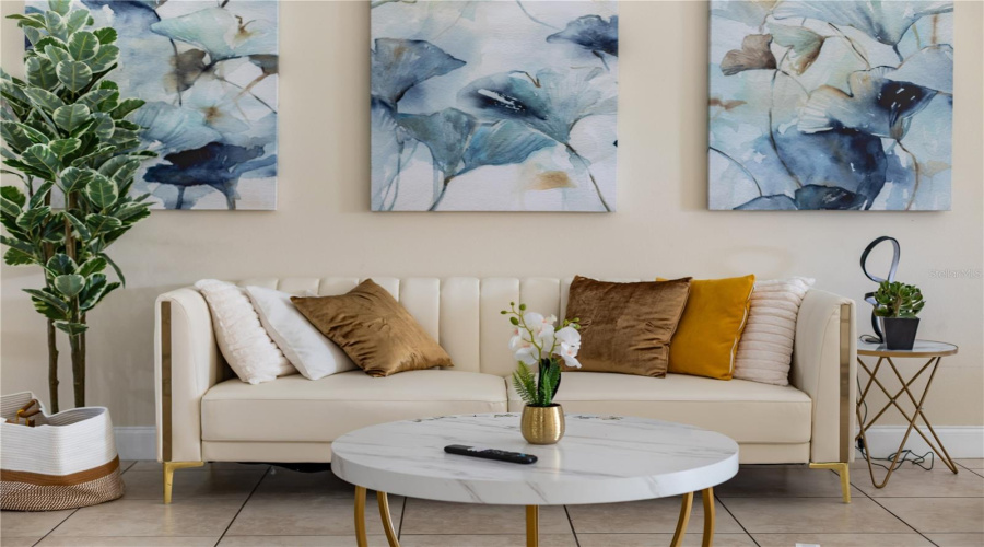 DAVENPORT, Florida 33897, 5 Bedrooms Bedrooms, ,3 BathroomsBathrooms,Residential,For Sale,JERICA,0,MFRO6387966