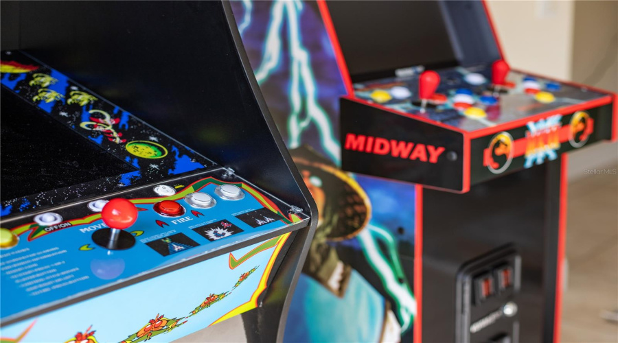 DAVENPORT, Florida 33897, 5 Bedrooms Bedrooms, ,3 BathroomsBathrooms,Residential,For Sale,JERICA,0,MFRO6387966