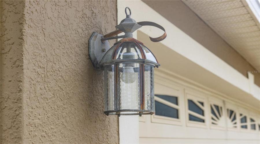 DAVENPORT, Florida 33897, 5 Bedrooms Bedrooms, ,3 BathroomsBathrooms,Residential,For Sale,JERICA,0,MFRO6387966