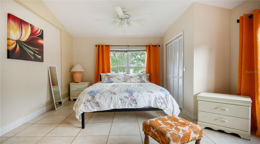 DAVENPORT, Florida 33897, 5 Bedrooms Bedrooms, ,3 BathroomsBathrooms,Residential,For Sale,JERICA,0,MFRO6387966