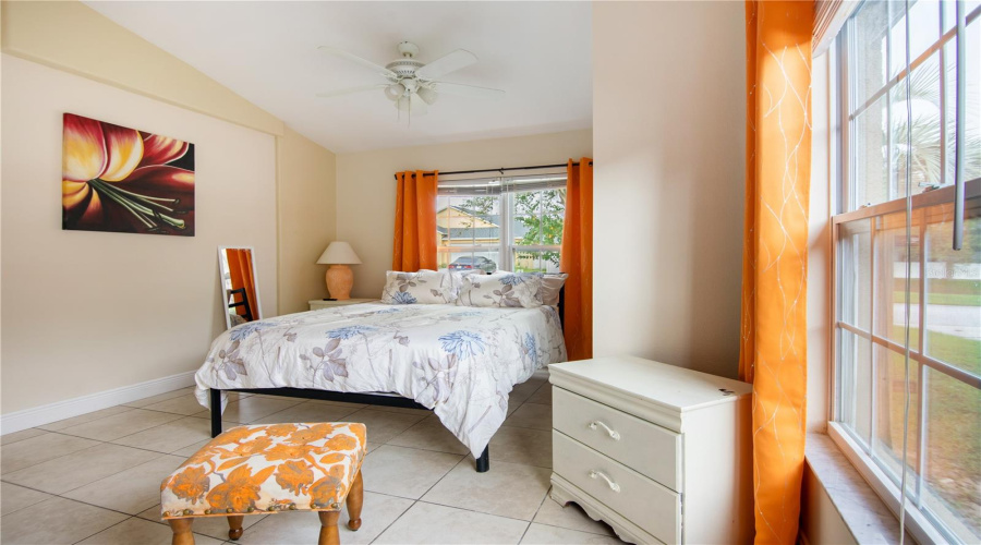 DAVENPORT, Florida 33897, 5 Bedrooms Bedrooms, ,3 BathroomsBathrooms,Residential,For Sale,JERICA,0,MFRO6387966