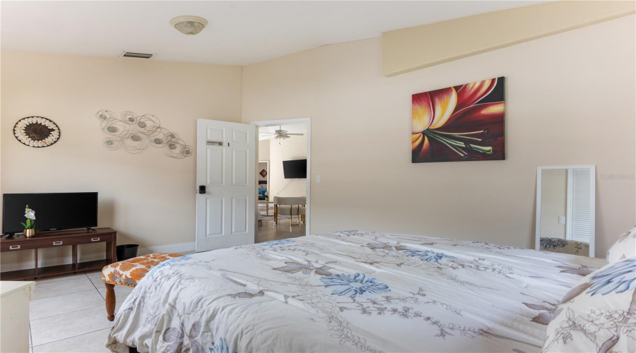 DAVENPORT, Florida 33897, 5 Bedrooms Bedrooms, ,3 BathroomsBathrooms,Residential,For Sale,JERICA,0,MFRO6387966