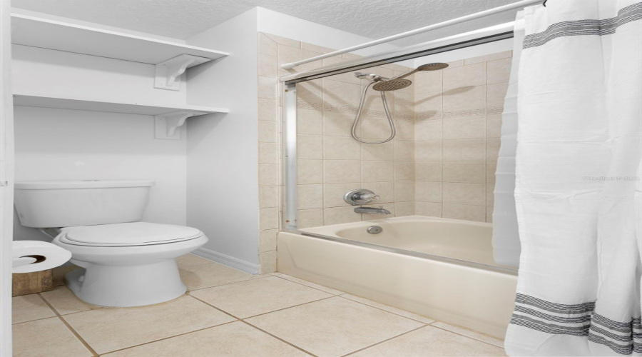 KISSIMMEE, Florida 34746, 5 Bedrooms Bedrooms, ,3 BathroomsBathrooms,Residential,For Sale,STAR GRASS,0,MFRS5145005