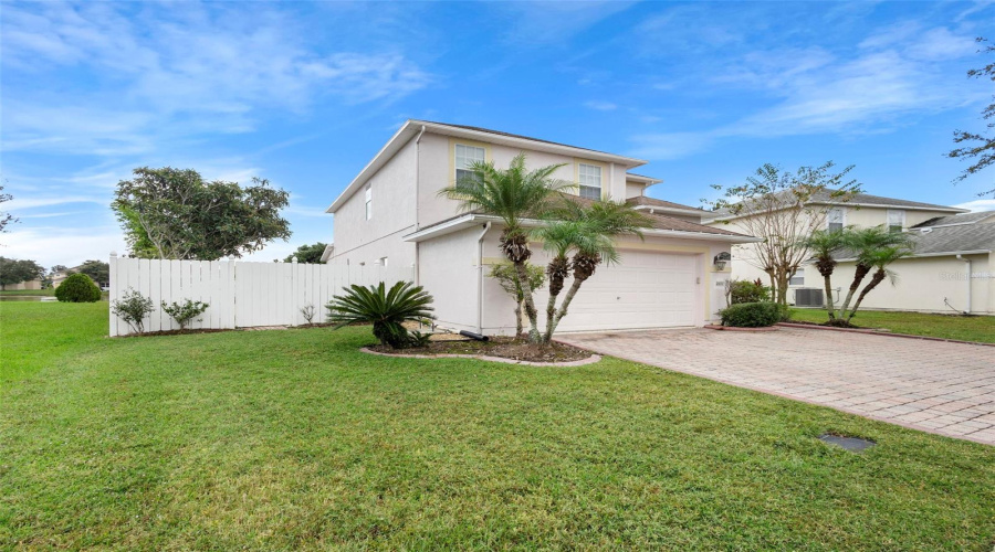 KISSIMMEE, Florida 34746, 5 Bedrooms Bedrooms, ,3 BathroomsBathrooms,Residential,For Sale,STAR GRASS,0,MFRS5145005