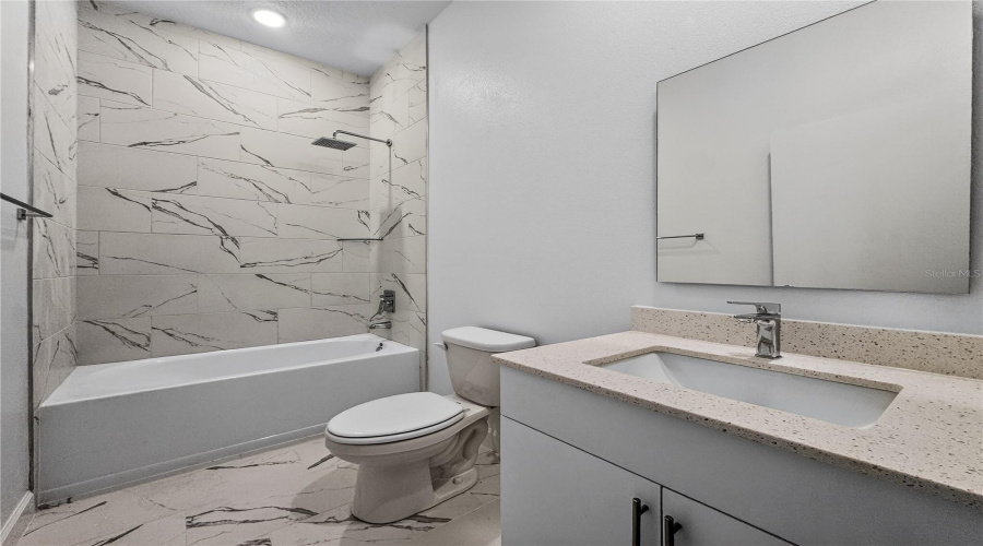 DAVENPORT, Florida 33896, 3 Bedrooms Bedrooms, ,2 BathroomsBathrooms,Residential,For Sale,TRIKOMO,0,MFRO6386361