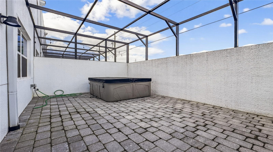 DAVENPORT, Florida 33896, 3 Bedrooms Bedrooms, ,2 BathroomsBathrooms,Residential,For Sale,TRIKOMO,0,MFRO6386361