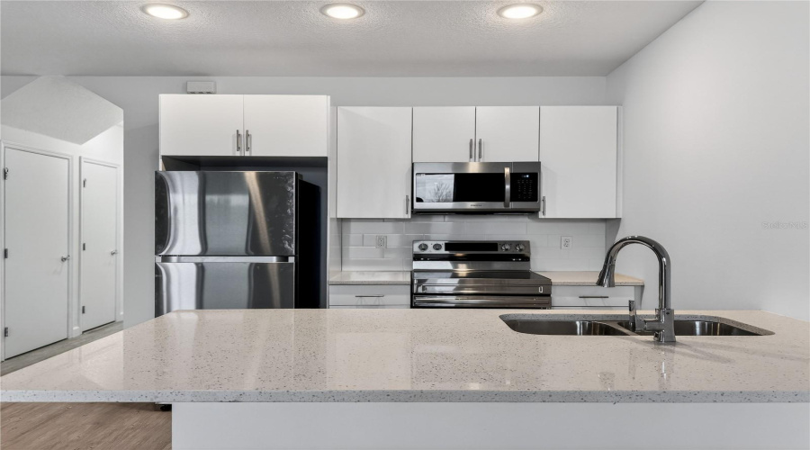 DAVENPORT, Florida 33896, 3 Bedrooms Bedrooms, ,2 BathroomsBathrooms,Residential,For Sale,TRIKOMO,0,MFRO6386361