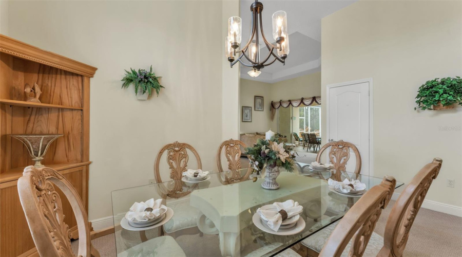 DAVENPORT, Florida 33897, 5 Bedrooms Bedrooms, ,3 BathroomsBathrooms,Residential,For Sale,BARBERA,0,MFRL4959727