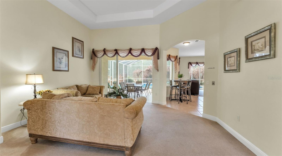 DAVENPORT, Florida 33897, 5 Bedrooms Bedrooms, ,3 BathroomsBathrooms,Residential,For Sale,BARBERA,0,MFRL4959727