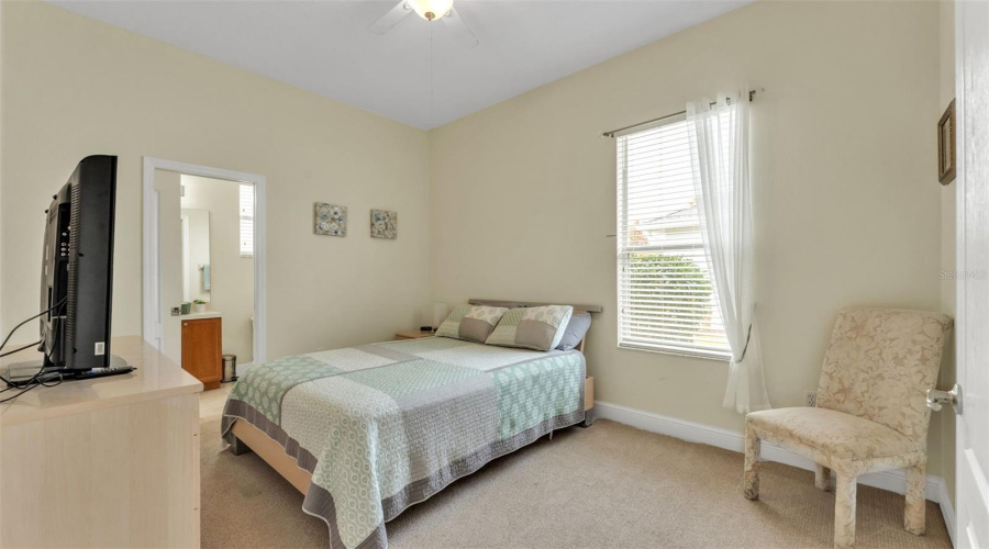 DAVENPORT, Florida 33897, 5 Bedrooms Bedrooms, ,3 BathroomsBathrooms,Residential,For Sale,BARBERA,0,MFRL4959727