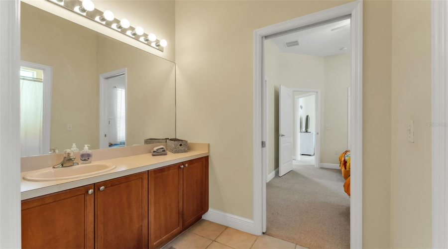 DAVENPORT, Florida 33897, 5 Bedrooms Bedrooms, ,3 BathroomsBathrooms,Residential,For Sale,BARBERA,0,MFRL4959727