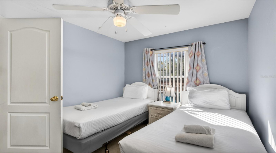 DAVENPORT, Florida 33896, 5 Bedrooms Bedrooms, ,3 BathroomsBathrooms,Residential,For Sale,SCRUB JAY,0,MFRO6386478