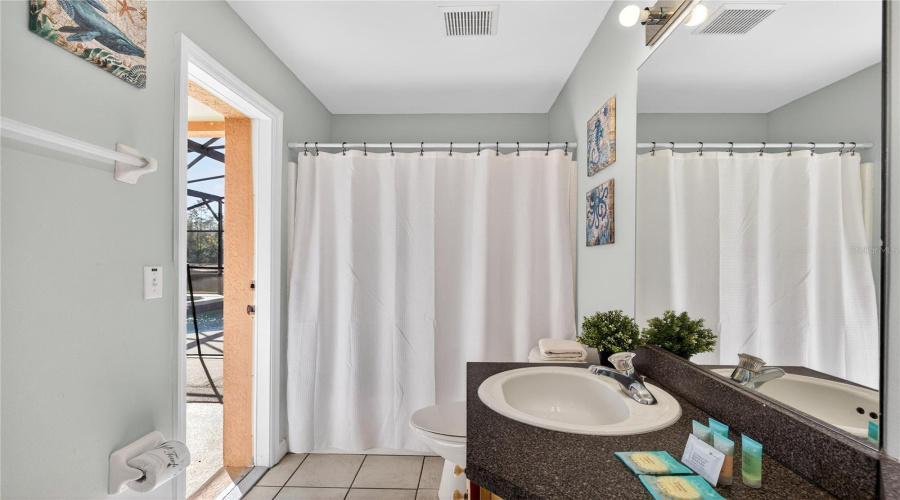 DAVENPORT, Florida 33896, 5 Bedrooms Bedrooms, ,3 BathroomsBathrooms,Residential,For Sale,SCRUB JAY,0,MFRO6386478