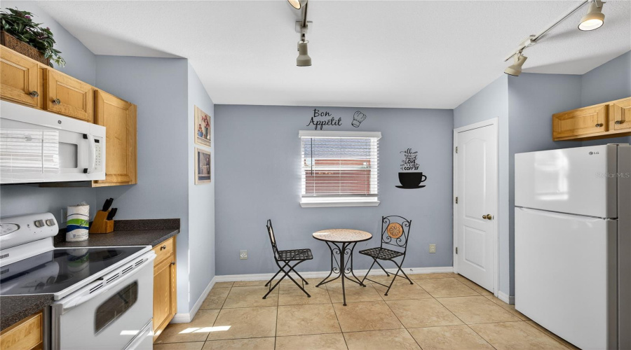 DAVENPORT, Florida 33896, 5 Bedrooms Bedrooms, ,3 BathroomsBathrooms,Residential,For Sale,SCRUB JAY,0,MFRO6386478