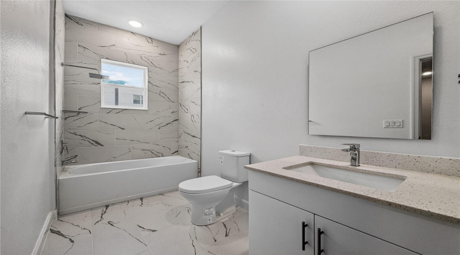 DAVENPORT, Florida 33896, 4 Bedrooms Bedrooms, ,4 BathroomsBathrooms,Residential,For Sale,FAMAGUSTA,0,MFRO6386335