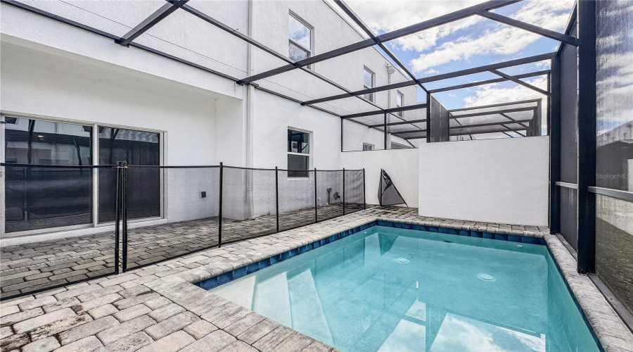 DAVENPORT, Florida 33896, 4 Bedrooms Bedrooms, ,4 BathroomsBathrooms,Residential,For Sale,FAMAGUSTA,0,MFRO6386335