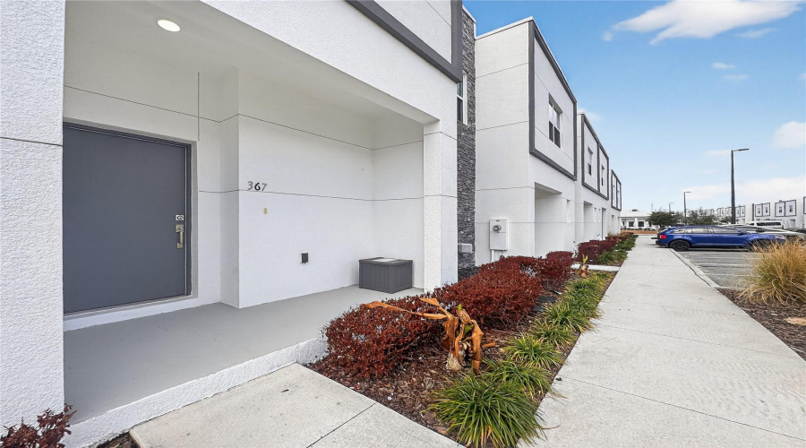 DAVENPORT, Florida 33896, 4 Bedrooms Bedrooms, ,4 BathroomsBathrooms,Residential,For Sale,FAMAGUSTA,0,MFRO6386335