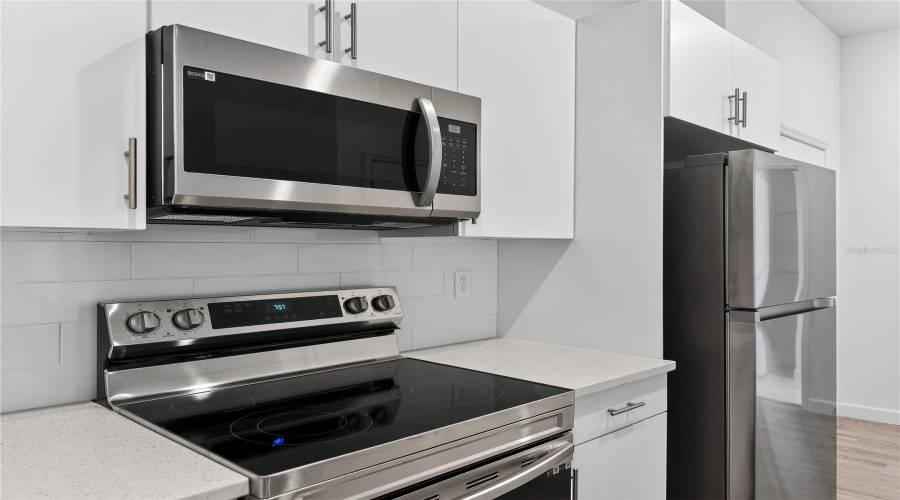 DAVENPORT, Florida 33896, 4 Bedrooms Bedrooms, ,4 BathroomsBathrooms,Residential,For Sale,FAMAGUSTA,0,MFRO6386335