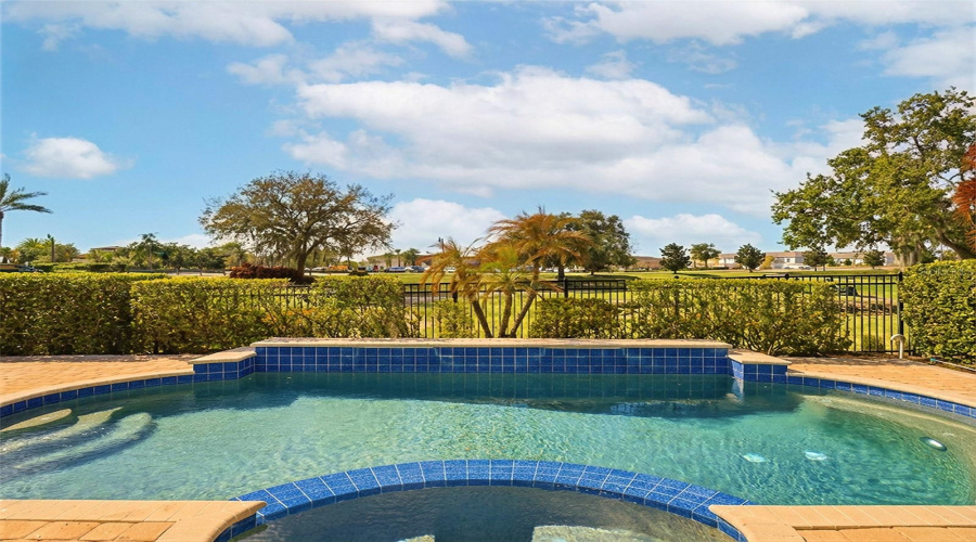 REUNION, Florida 34747, 5 Bedrooms Bedrooms, ,4 BathroomsBathrooms,Residential,For Sale,MUIRFIELD,0,MFRO6382649