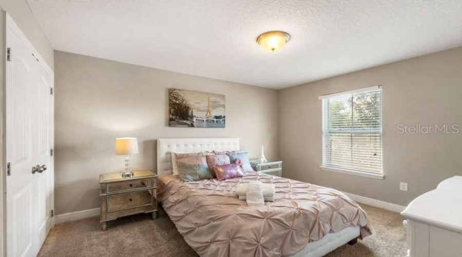 DAVENPORT, Florida 33837, 6 Bedrooms Bedrooms, ,4 BathroomsBathrooms,Residential,For Sale,ACORN,0,MFRO6340733