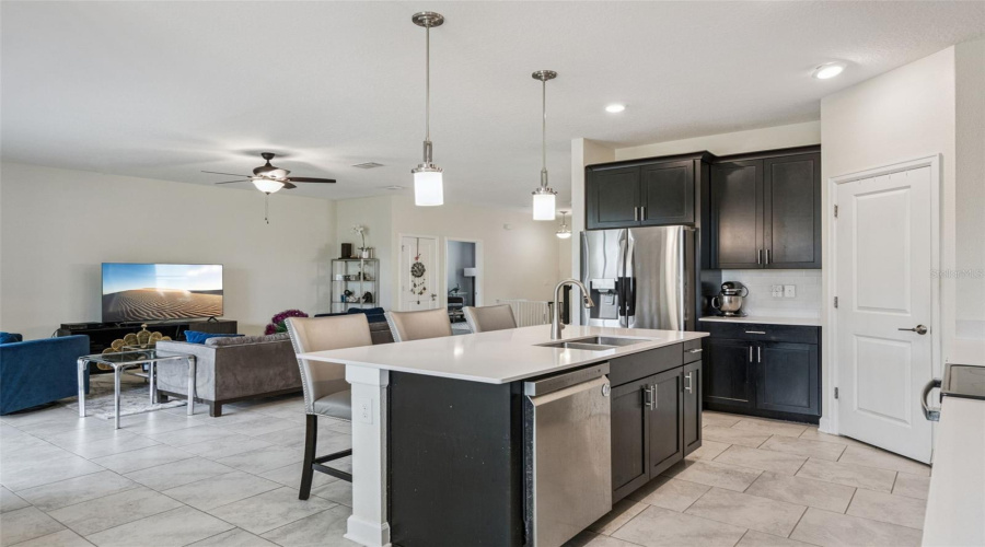 DAVENPORT, Florida 33896, 5 Bedrooms Bedrooms, ,4 BathroomsBathrooms,Residential,For Sale,CROQUET,0,MFRS5145206