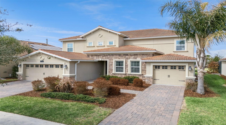 DAVENPORT, Florida 33896, 5 Bedrooms Bedrooms, ,4 BathroomsBathrooms,Residential,For Sale,CROQUET,0,MFRS5145206