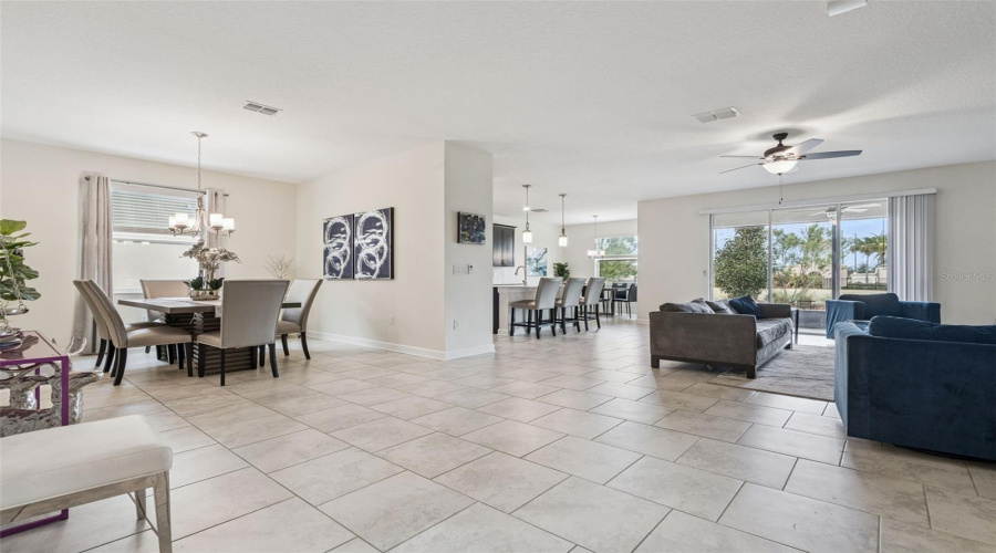 DAVENPORT, Florida 33896, 5 Bedrooms Bedrooms, ,4 BathroomsBathrooms,Residential,For Sale,CROQUET,0,MFRS5145206