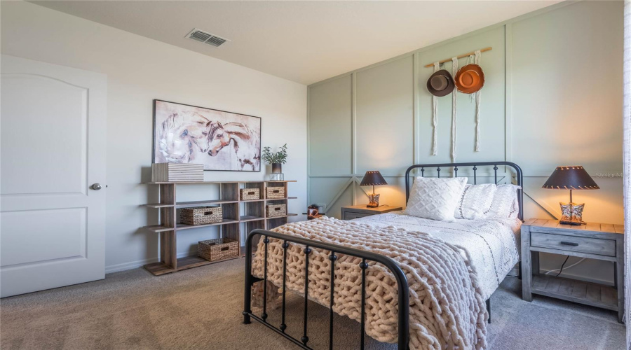 DAVENPORT, Florida 33837, 5 Bedrooms Bedrooms, ,3 BathroomsBathrooms,Residential,For Sale,MOUNTAIN,0,MFRO6388170