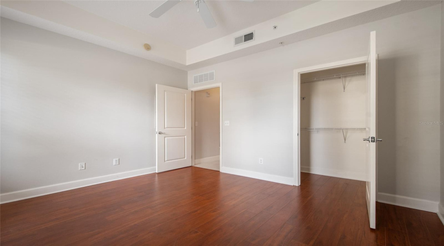 GUEST BEDROOM CLOSET