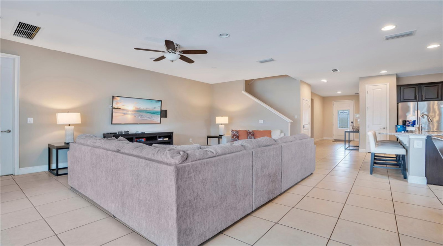 KISSIMMEE, Florida 34747, 8 Bedrooms Bedrooms, ,6 BathroomsBathrooms,Residential,For Sale,BURMA,0,MFRO6388166