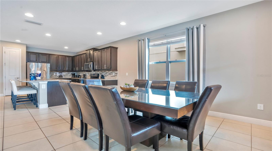 KISSIMMEE, Florida 34747, 8 Bedrooms Bedrooms, ,6 BathroomsBathrooms,Residential,For Sale,BURMA,0,MFRO6388166