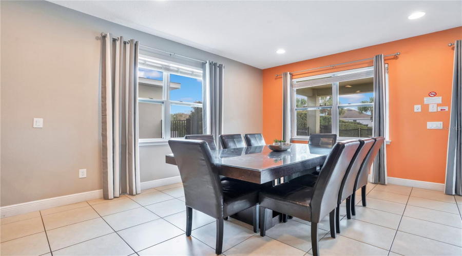 KISSIMMEE, Florida 34747, 8 Bedrooms Bedrooms, ,6 BathroomsBathrooms,Residential,For Sale,BURMA,0,MFRO6388166