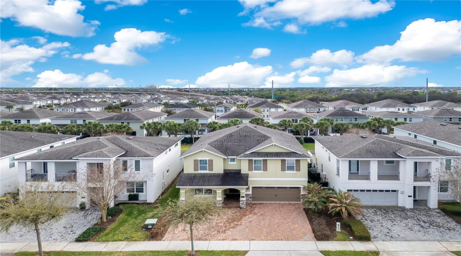 KISSIMMEE, Florida 34747, 8 Bedrooms Bedrooms, ,6 BathroomsBathrooms,Residential,For Sale,BURMA,0,MFRO6388166