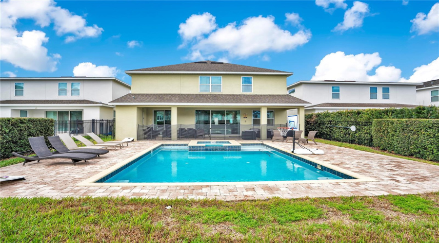 KISSIMMEE, Florida 34747, 8 Bedrooms Bedrooms, ,6 BathroomsBathrooms,Residential,For Sale,BURMA,0,MFRO6388166