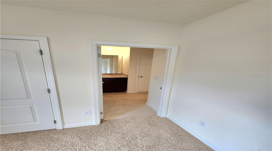 Bedroom 3 access toBathroom 2