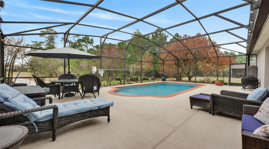 DAVENPORT, Florida 33837, 4 Bedrooms Bedrooms, ,3 BathroomsBathrooms,Residential,For Sale,PRESTON,0,MFRS5145166