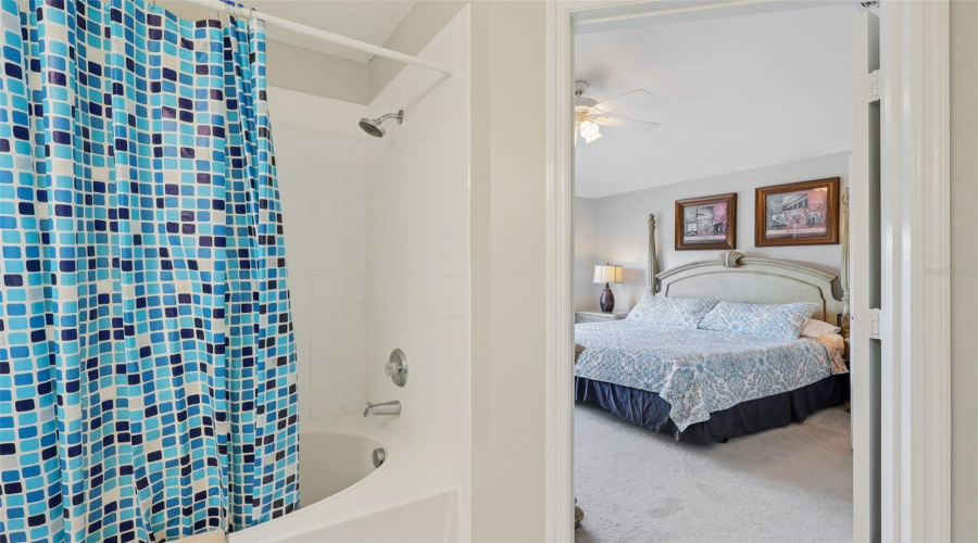 KISSIMMEE, Florida 34747, 3 Bedrooms Bedrooms, ,3 BathroomsBathrooms,Residential,For Sale,SILVER PALM,0,MFRO6387968