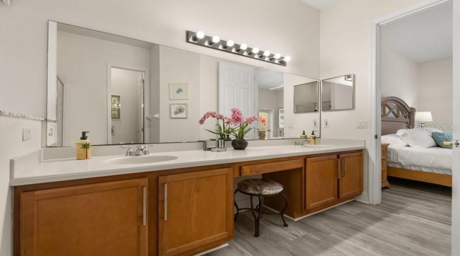 KISSIMMEE, Florida 34747, 4 Bedrooms Bedrooms, ,3 BathroomsBathrooms,Residential,For Sale,EMPERORS ORCHID,0,MFRS5145252