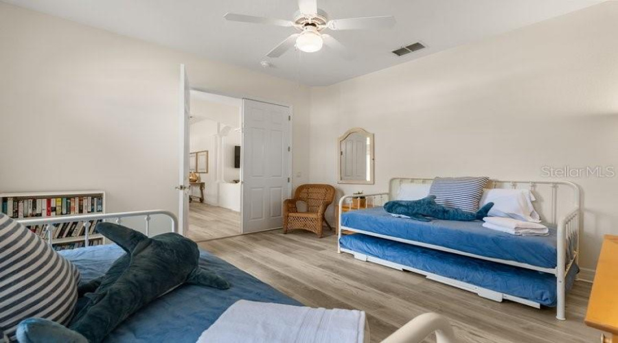 KISSIMMEE, Florida 34747, 4 Bedrooms Bedrooms, ,3 BathroomsBathrooms,Residential,For Sale,EMPERORS ORCHID,0,MFRS5145252