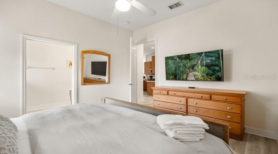 KISSIMMEE, Florida 34747, 4 Bedrooms Bedrooms, ,3 BathroomsBathrooms,Residential,For Sale,EMPERORS ORCHID,0,MFRS5145252