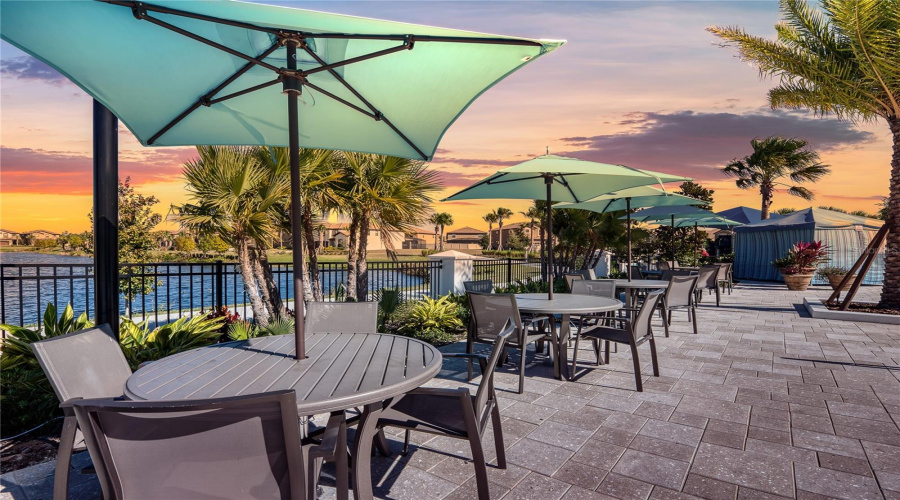 KISSIMMEE, Florida 34747, 4 Bedrooms Bedrooms, ,3 BathroomsBathrooms,Residential,For Sale,RHODES,0,MFRS5145124