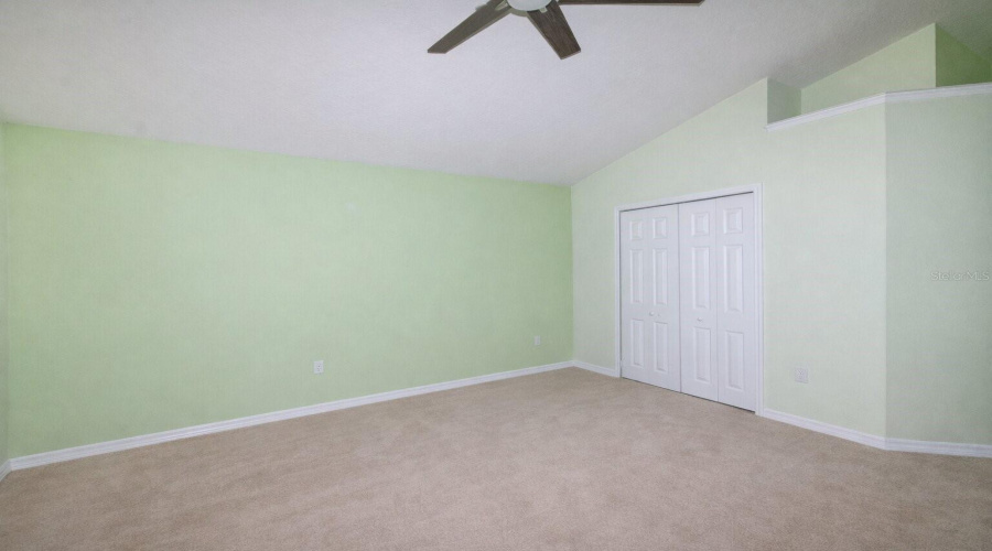 KISSIMMEE, Florida 34746, 4 Bedrooms Bedrooms, ,2 BathroomsBathrooms,Residential,For Sale,EAGLE POINTE,0,MFRA4685123