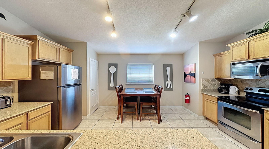 DAVENPORT, Florida 33896, 5 Bedrooms Bedrooms, ,3 BathroomsBathrooms,Residential,For Sale,ROYAL RIDGE,0,MFRS5141777