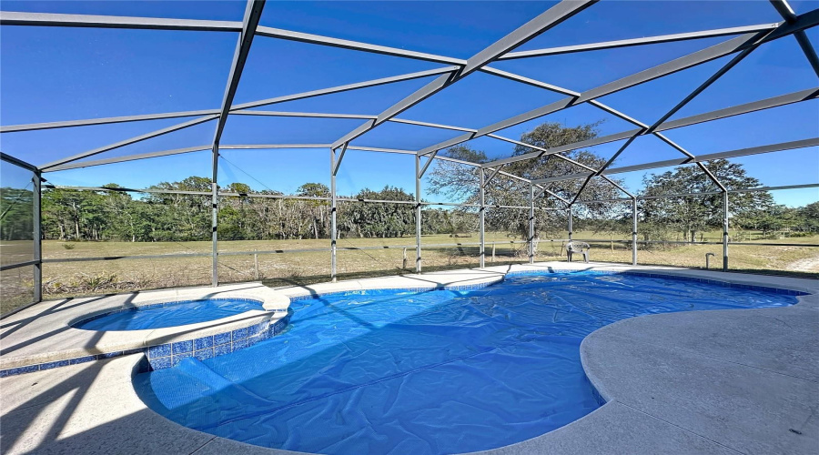 DAVENPORT, Florida 33896, 5 Bedrooms Bedrooms, ,3 BathroomsBathrooms,Residential,For Sale,ROYAL RIDGE,0,MFRS5141777